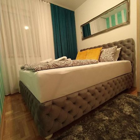 Daniris Apartman ノヴィ・サド エクステリア 写真