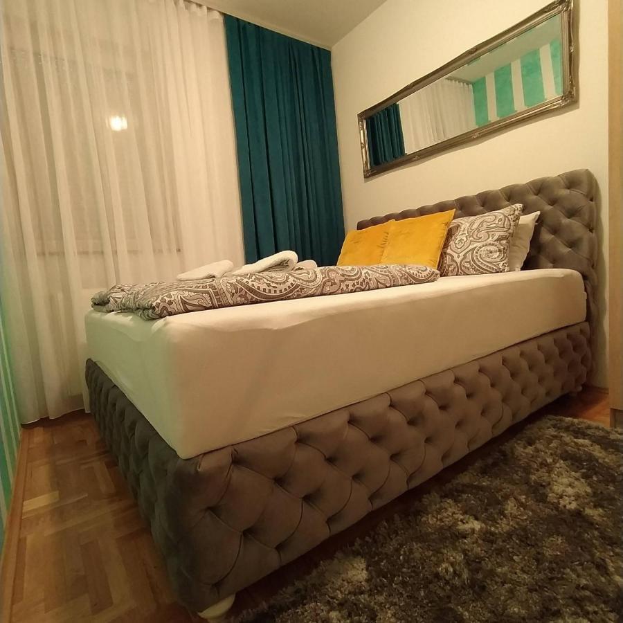 Daniris Apartman ノヴィ・サド エクステリア 写真
