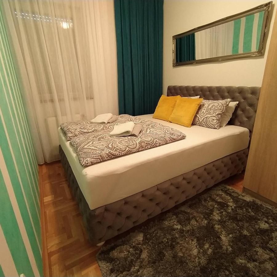 Daniris Apartman ノヴィ・サド エクステリア 写真