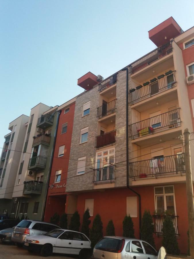 Daniris Apartman ノヴィ・サド エクステリア 写真